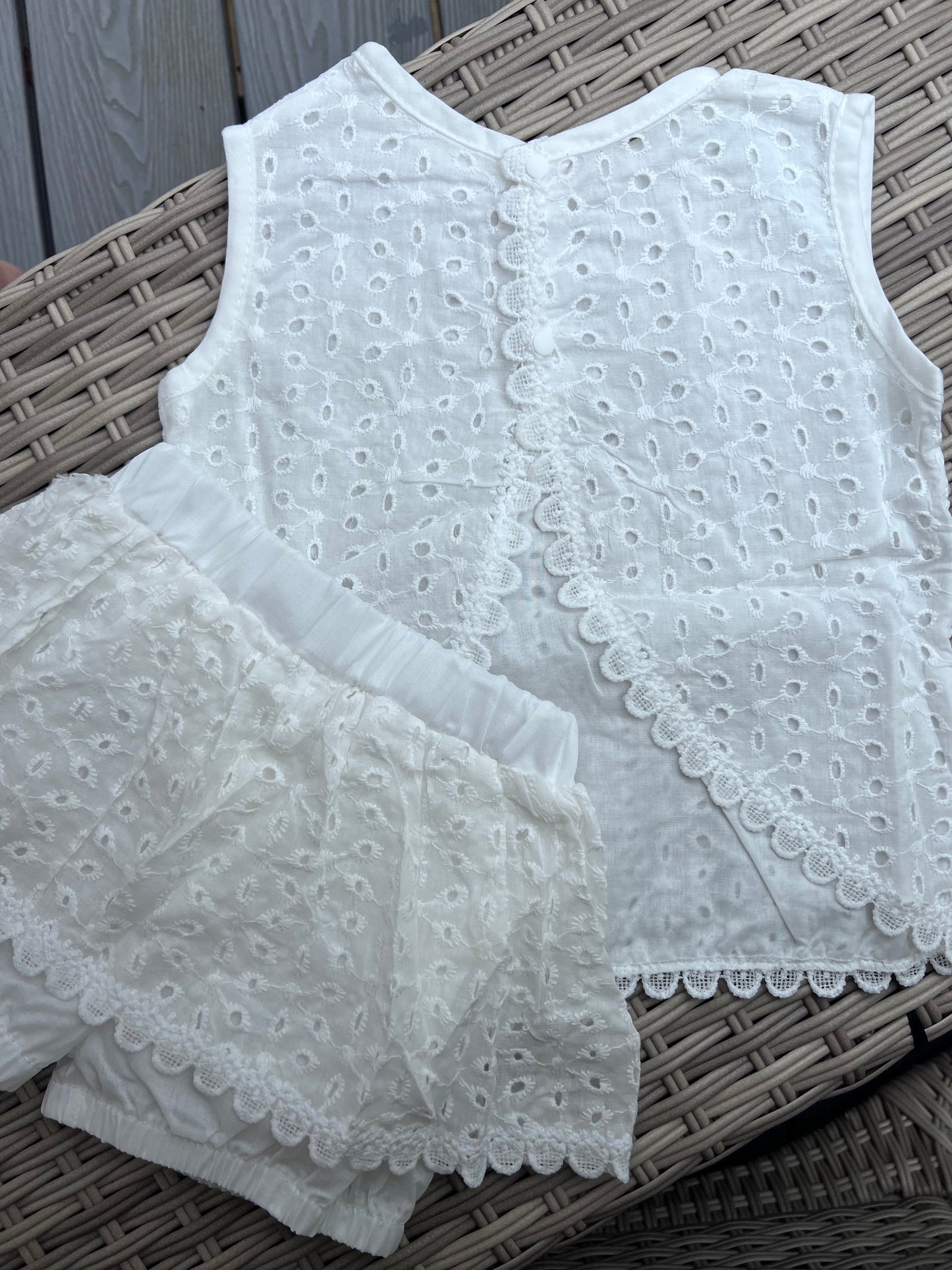 The Ella Set